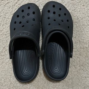 Black Crocs